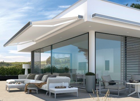 Qubica Awning
