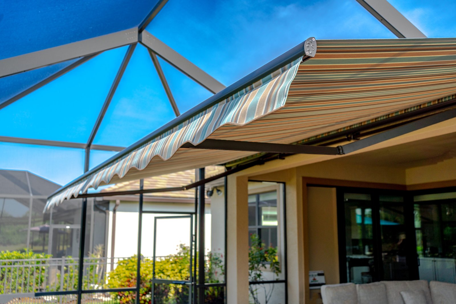 Beautiful motorized awning over lanai